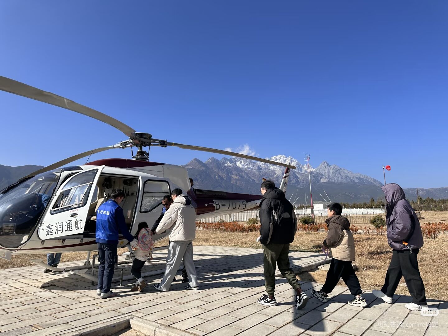 Route: You Ranch - Panoramic View of the Seventy-Two Pearl Lakes - Dorigba Grand Garyon - Milk Sea - Ganhaizi Meadow - Spruce Flat - Snow Mountain Gol - 4