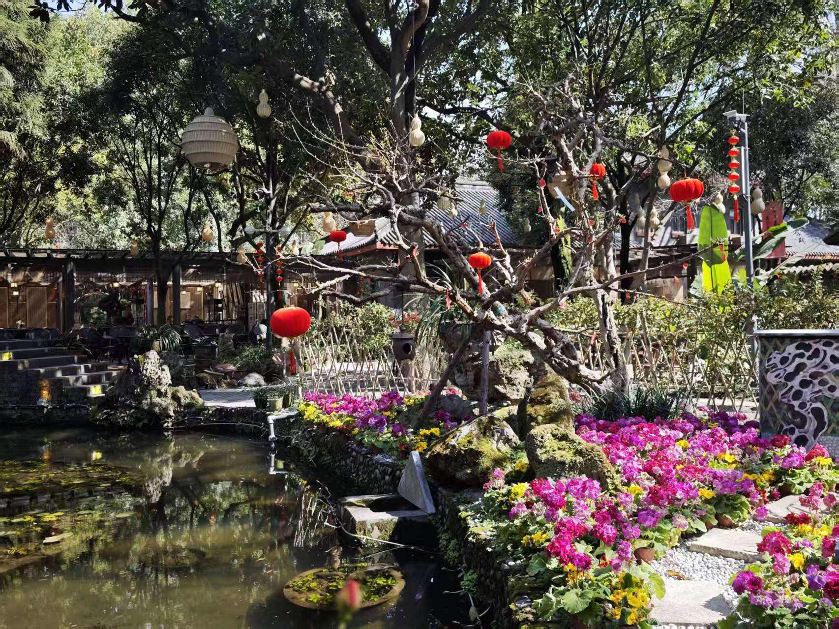 Authentic Chengdu People’s Life.—People’s Park