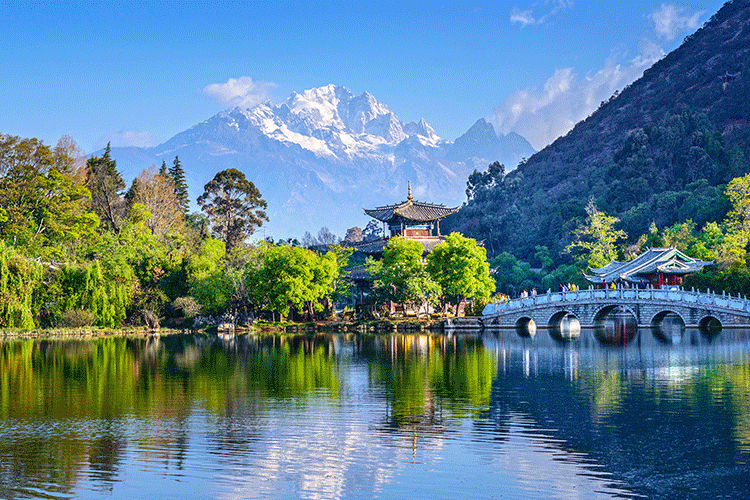 Highlights of this tour• Experience the fascinating Naxi culture and history in ancient towns listed in UNESCO World Heritage Site in 1997 Lijiang An - 4