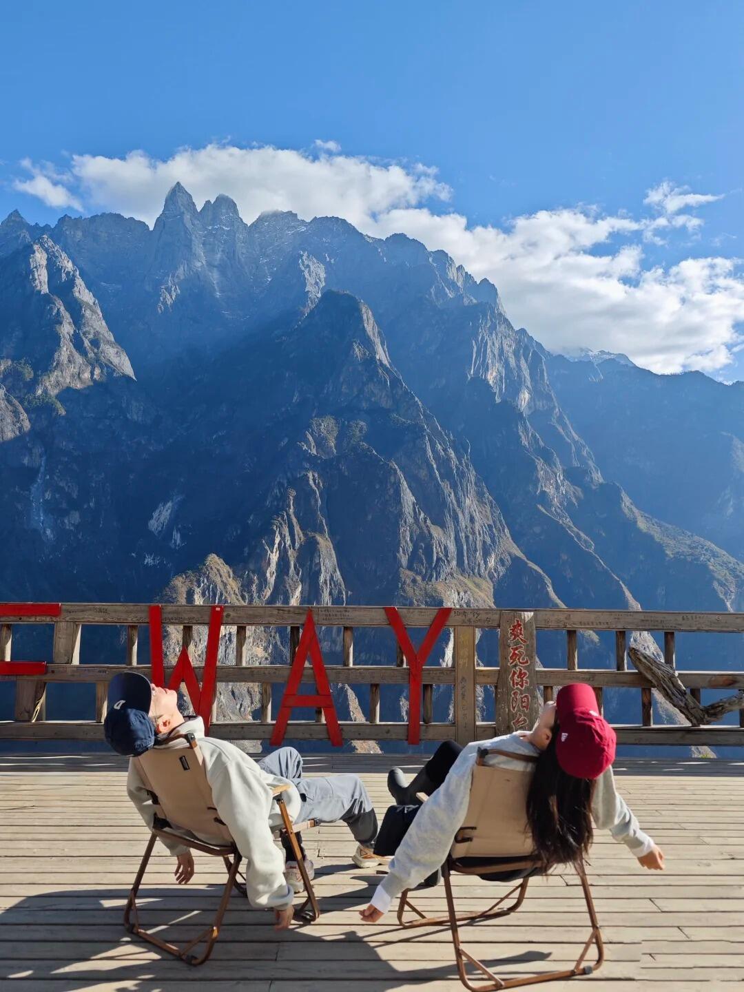 Highlights of this tour• Experience the fascinating Naxi culture and history in ancient towns listed in UNESCO World Heritage Site in 1997 Lijiang An - 7