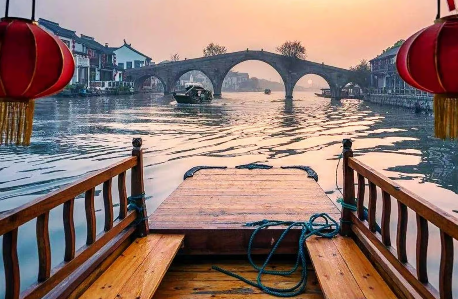 Shanghai Zhujiajiao Water Town Private Tour with Boat Ride, Garden & Hotel Transfer
