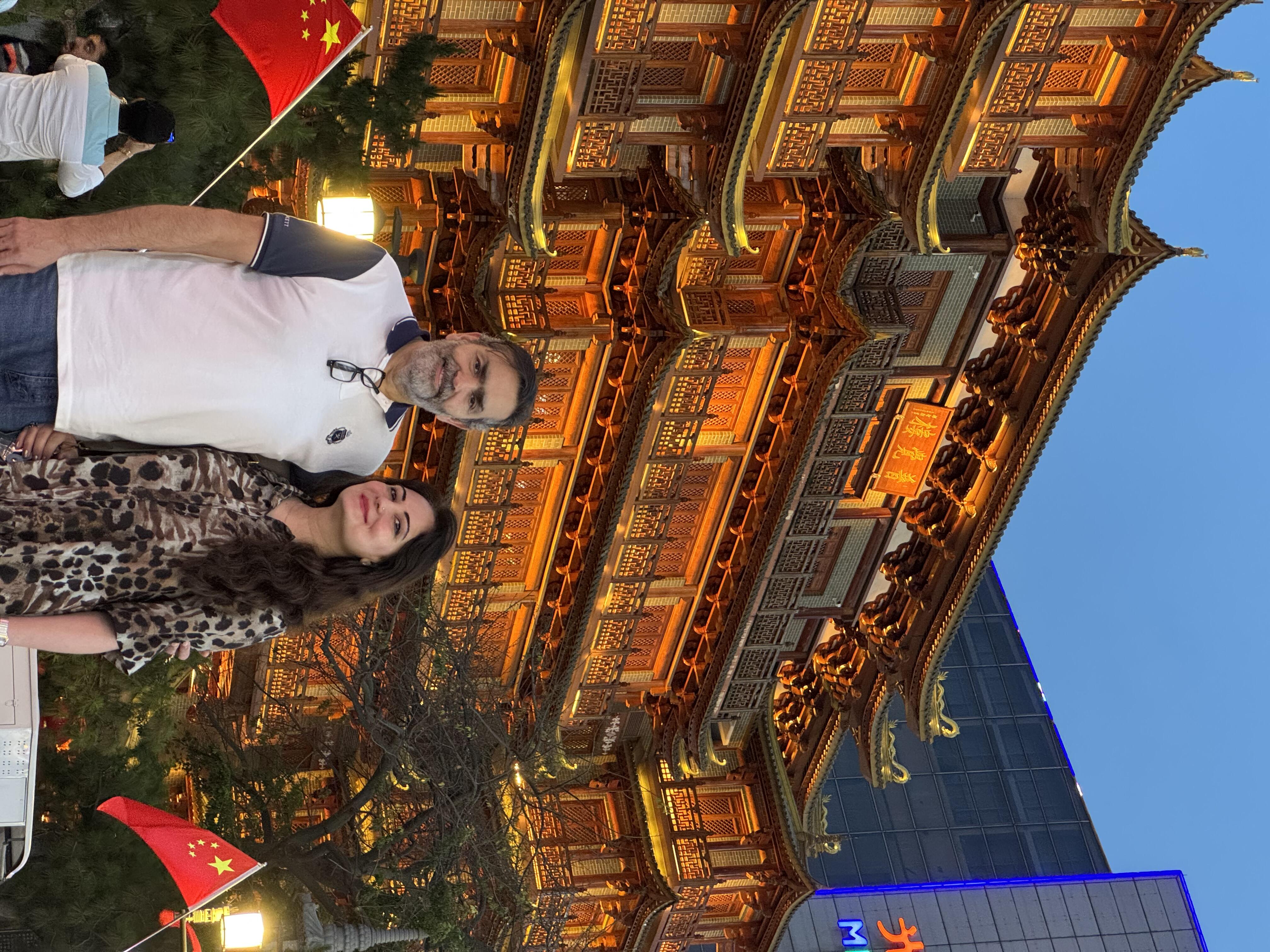 Guangzhou: Night Tour with River Cruise & Street Food