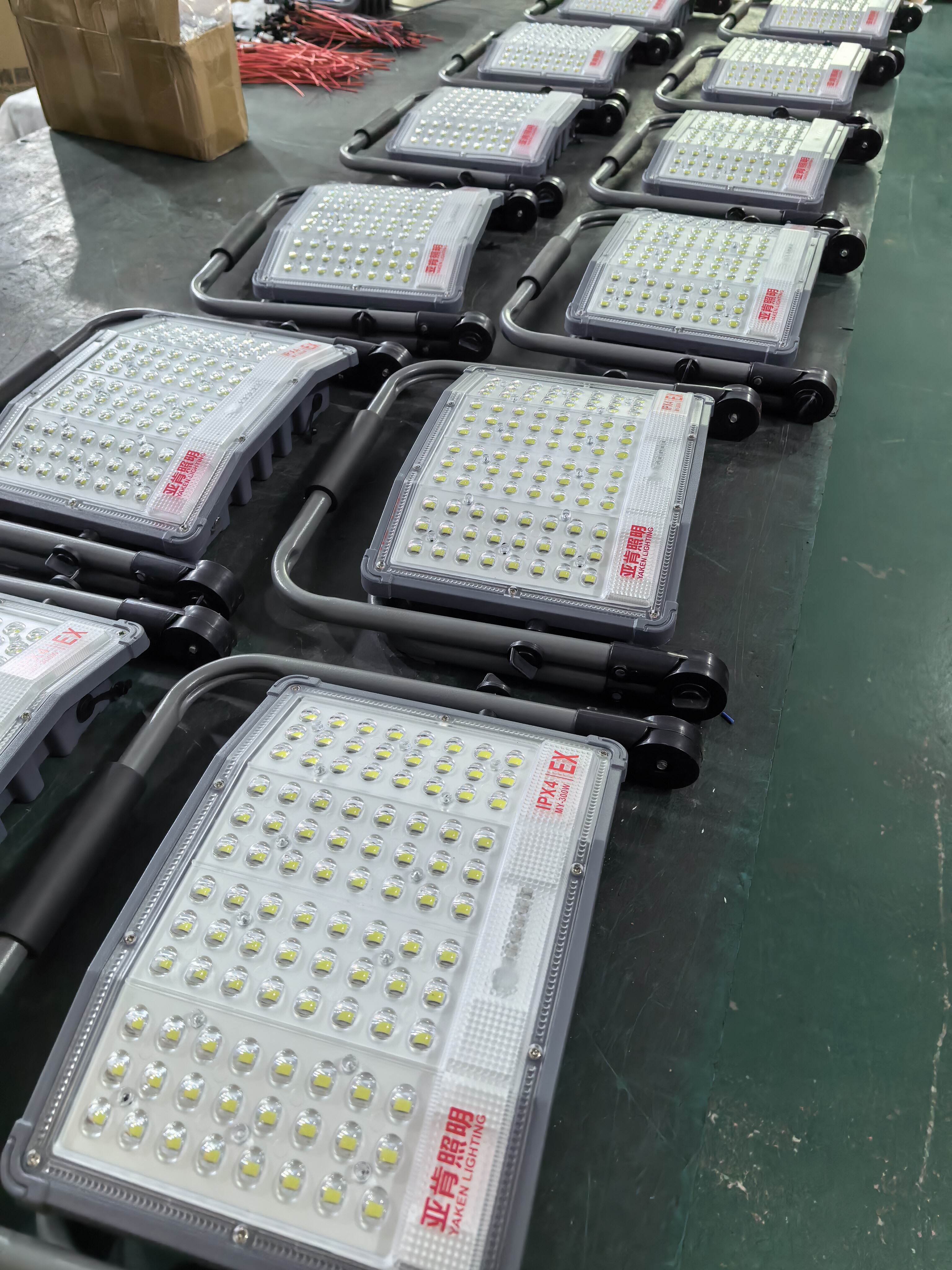 Yake Lighting Fixture Trading Co., Ltd., Haizhu District, Guangzhou City workshop 6