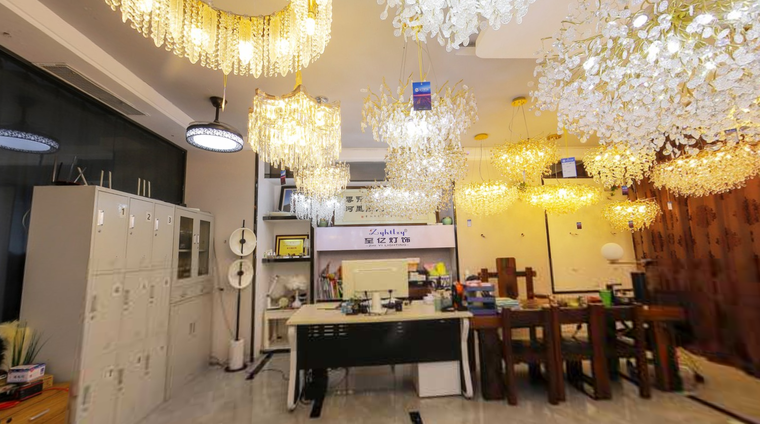 Zhiyi Lighting Factory workshop 2