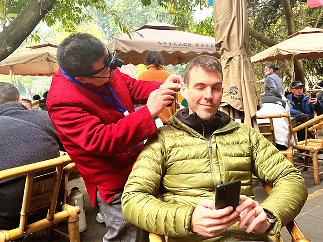 Following the tea and opera, experience a unique Chengdu folk art—Ear Cleaning. Using over ten specialized tools like tuning forks and goose-feather r - 3