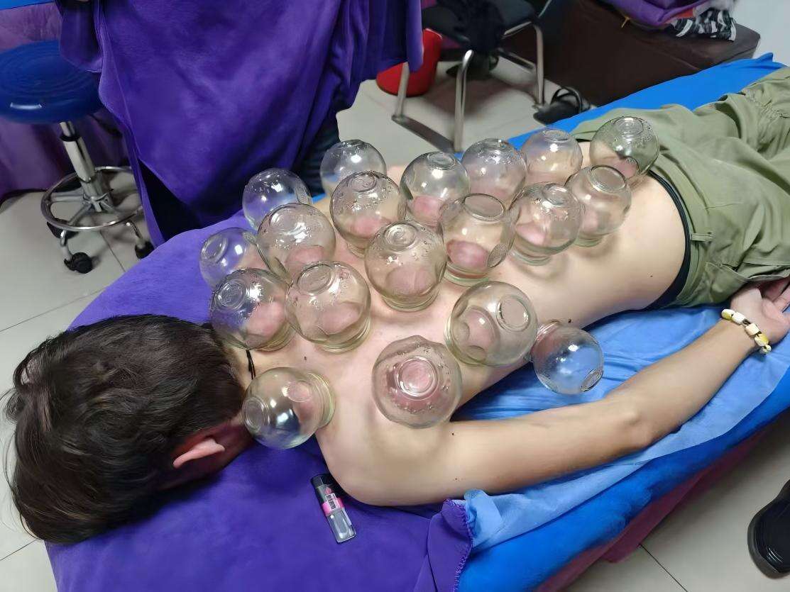 You will also have the opportunity to experience a variety of natural therapies firsthand: - 3