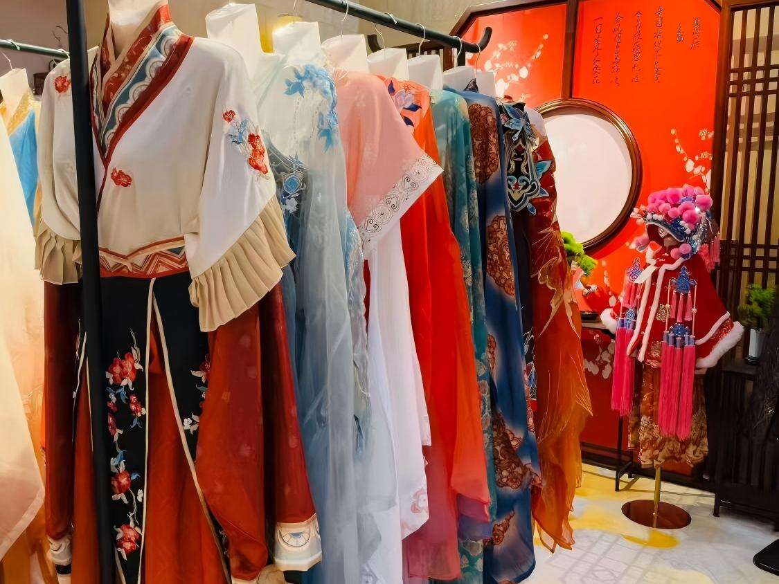 Tang Paradise - 1