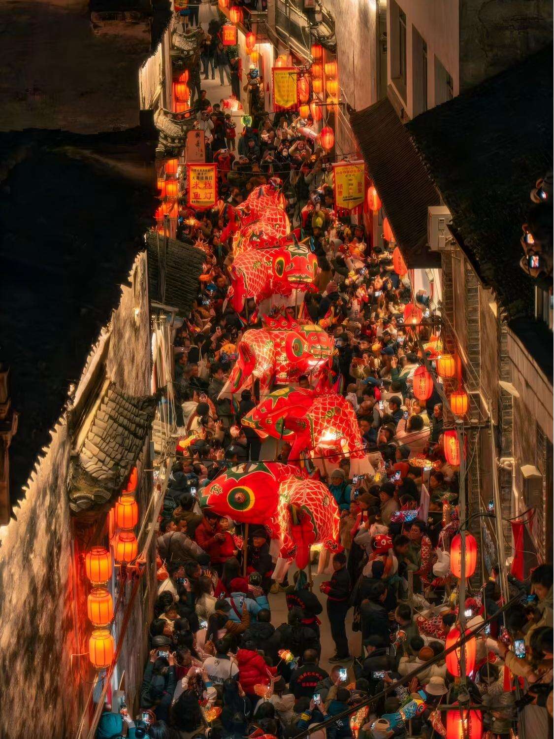 The Huizhou New Year Flavor in Zhanqi Fish Lanterns