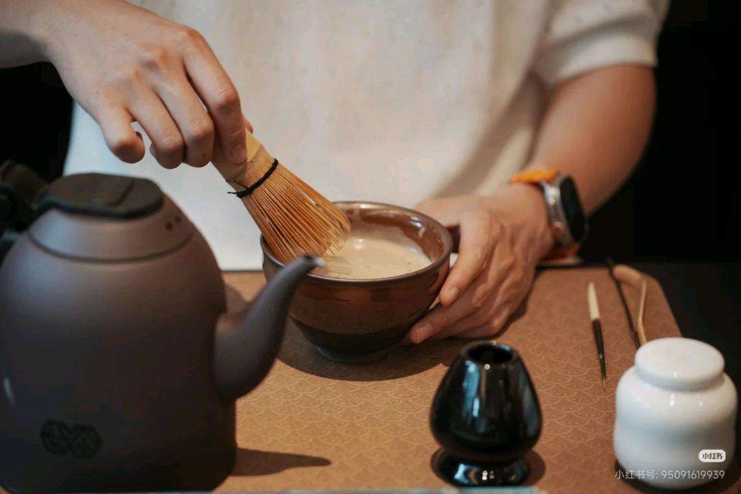Dragon Well Tea Immersion: A Journey from Leaf to Cup